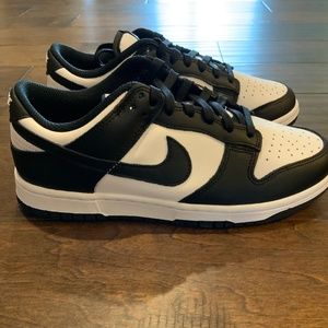 Nike Dunk Low Retro “Panda” White/Black Women’s Size 7.5 Men’s 6
